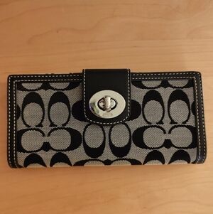 Coach Signature Hamilton Y2K Black And Silver Turnlock Bifold Long Wallet